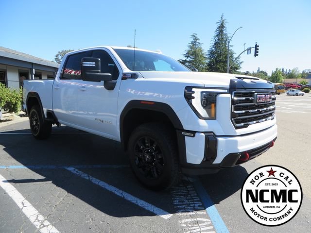 Used 2025 GMC Sierra 2500 AT4 AWD/4WD image 7