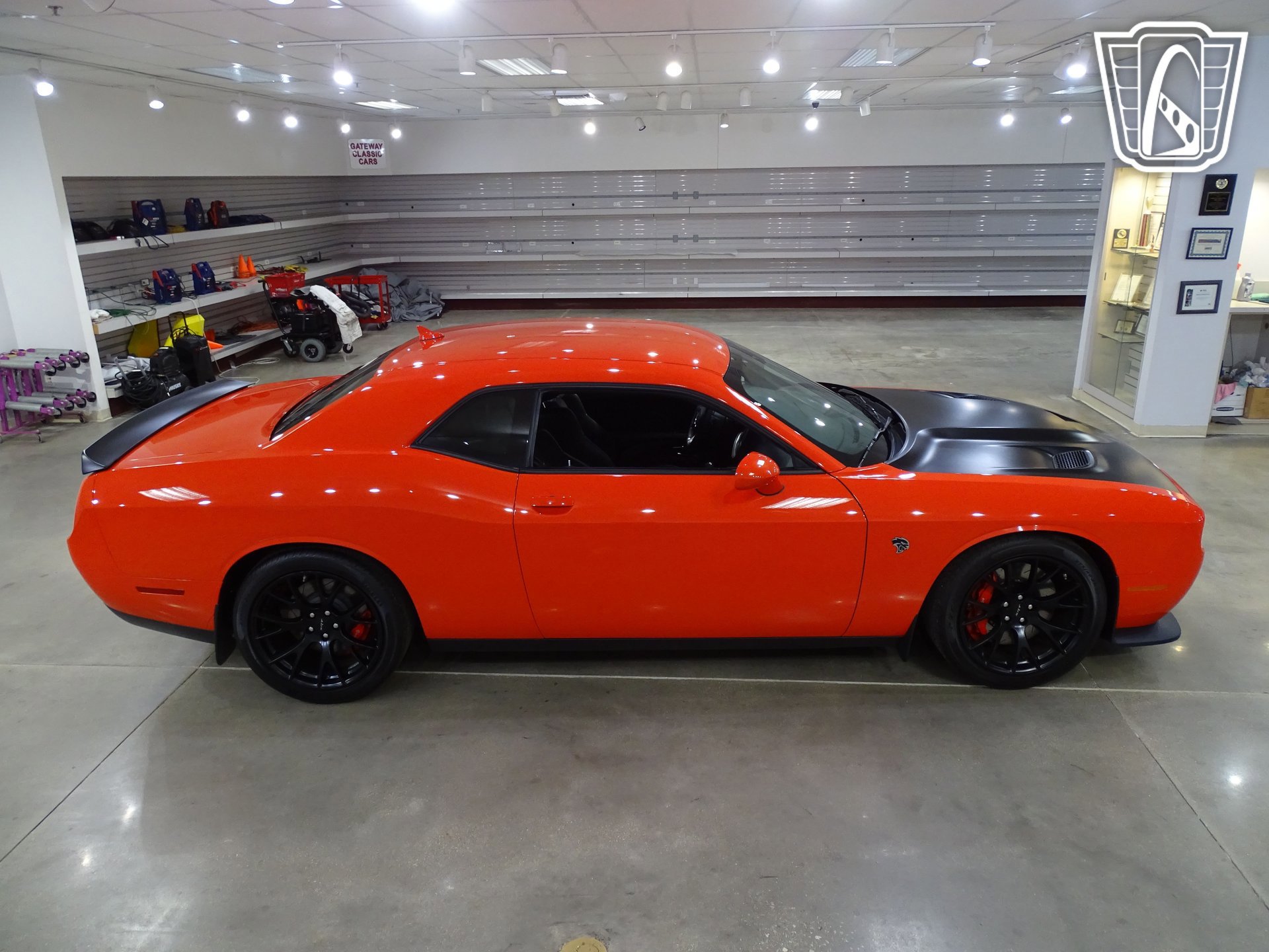 Used 2016 Dodge Challenger SRT Hellcat image 17