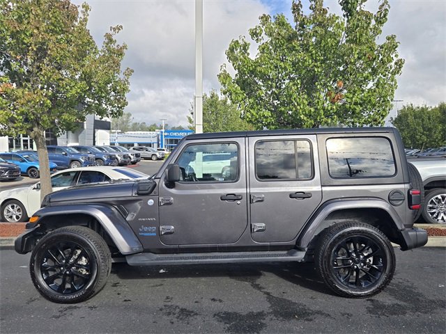 Used 2021 Jeep Wrangler Unlimited Sahara image 7