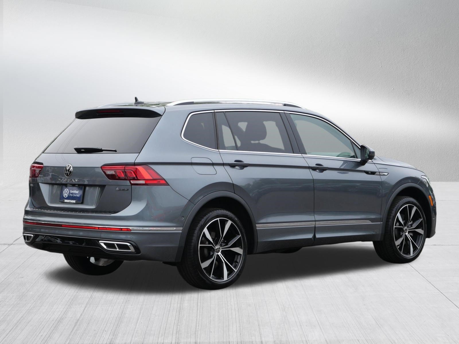 Certified 2024 Volkswagen Tiguan SEL R-Line AWD/4WD image 7