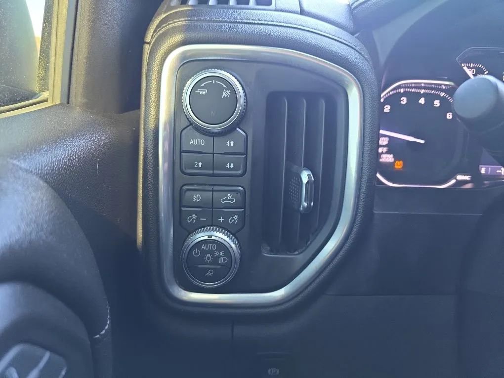 Used 2019 GMC Sierra 1500 SLT w/ SLT Premium Package image 22