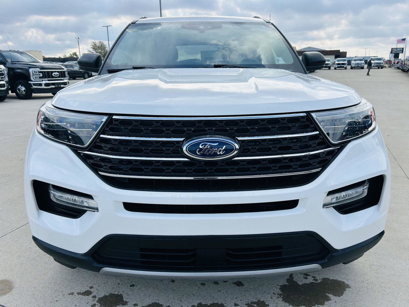 Used 2023 Ford Explorer XLT w/ Equipment Group 202A image 38