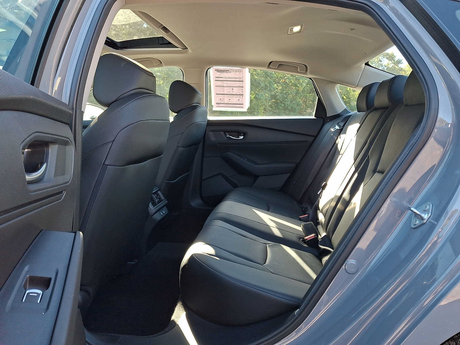 Certified 2025 Honda Accord EX-L image 10