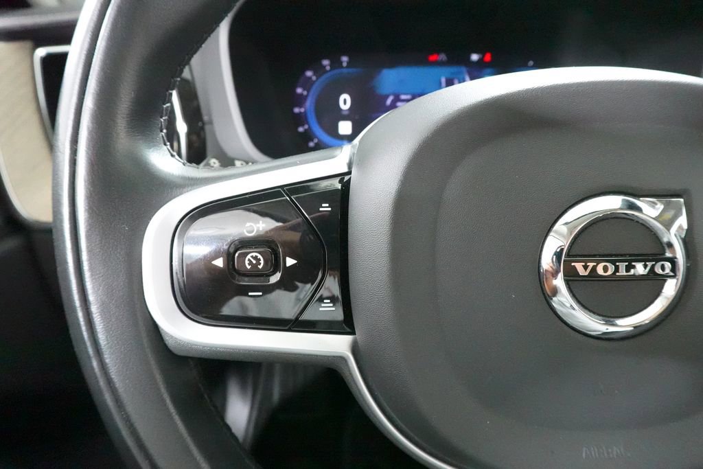 Used 2022 Volvo XC60 T8 Inscription w/ Advanced Package image 13