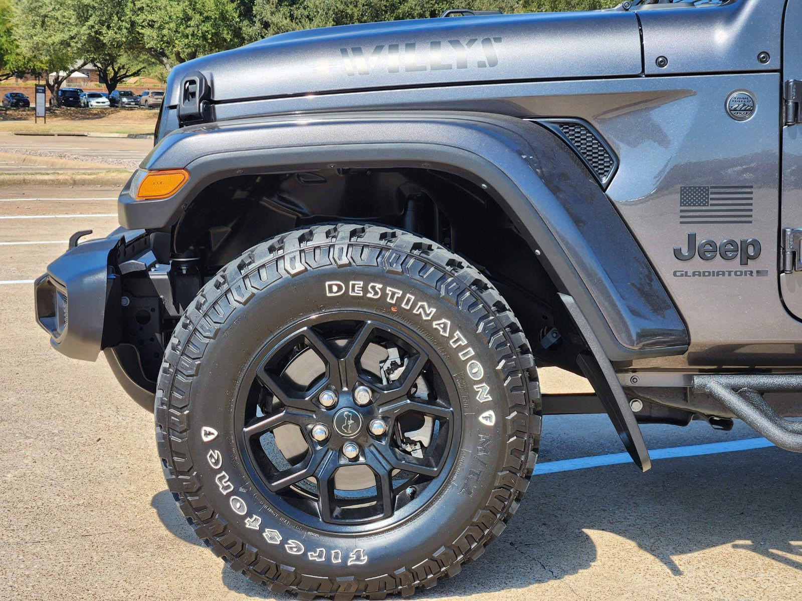 Used 2025 Jeep Gladiator Sport AWD/4WD image 8