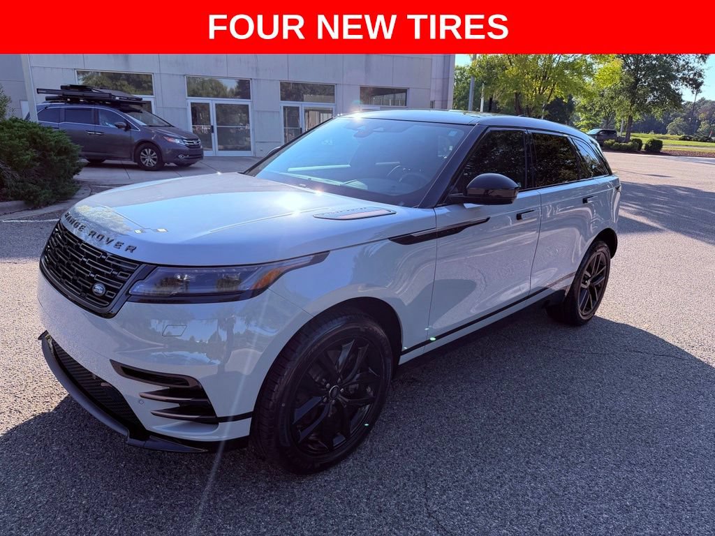 Used 2024 Land Rover Range Rover Velar Dynamic SE AWD/4WD image 3