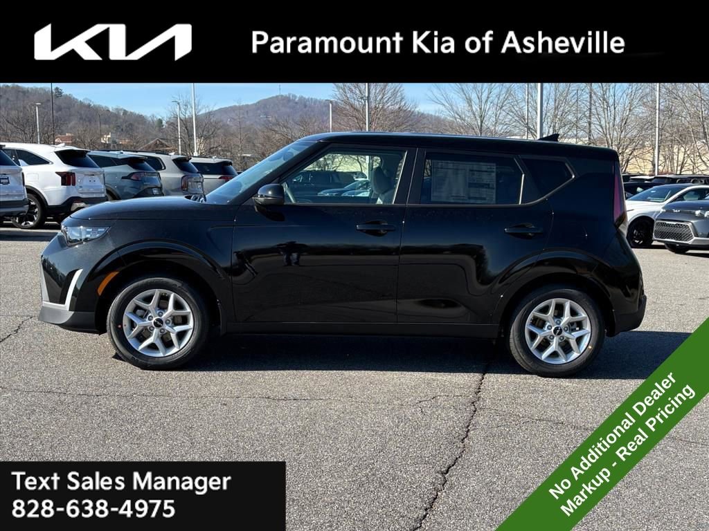 New 2025 Kia Soul LX w/ LX Technology Package image 3