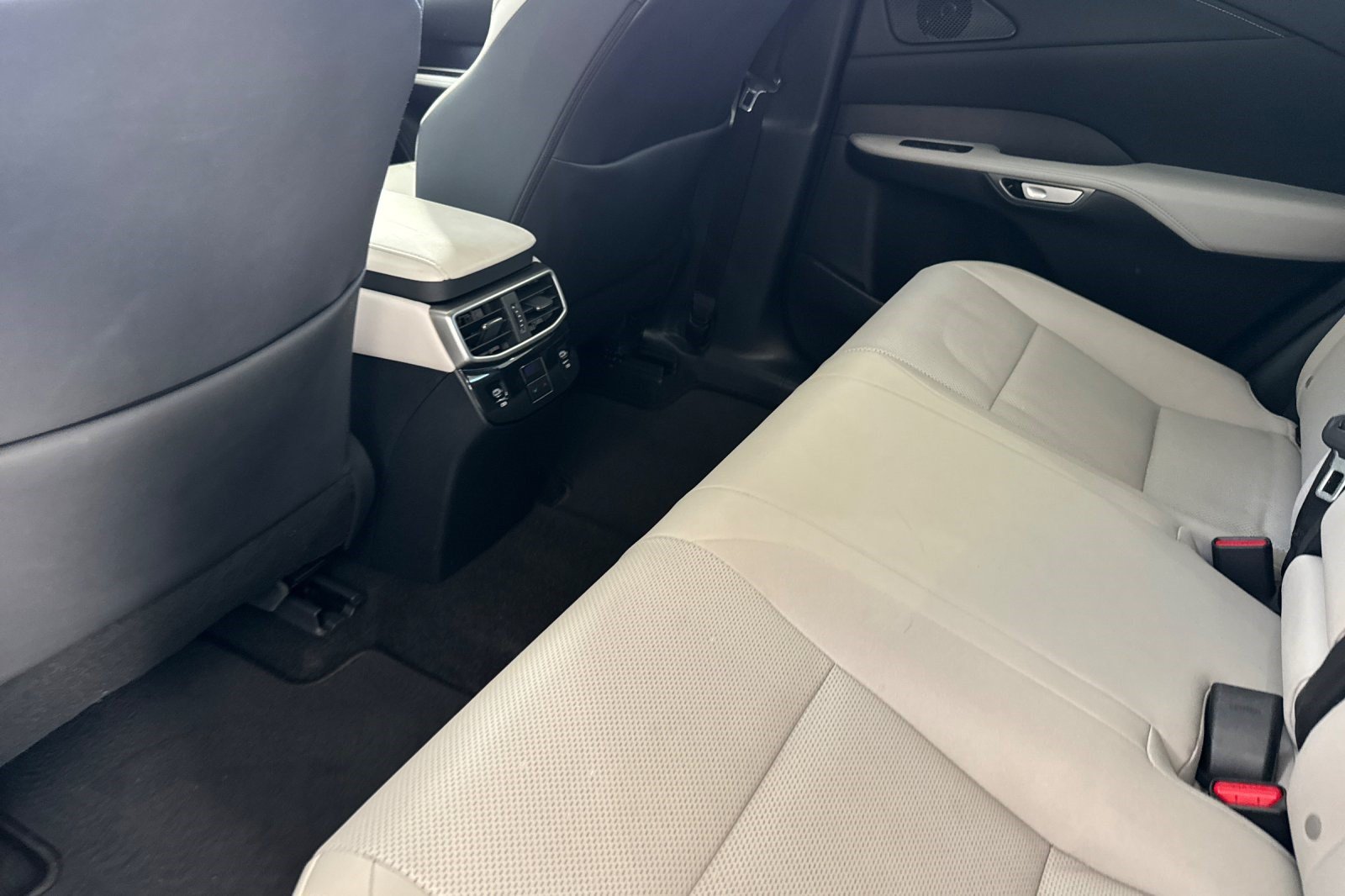 Certified 2024 Lexus RX 350 Premium w/ Cold Area Package FWD image 15