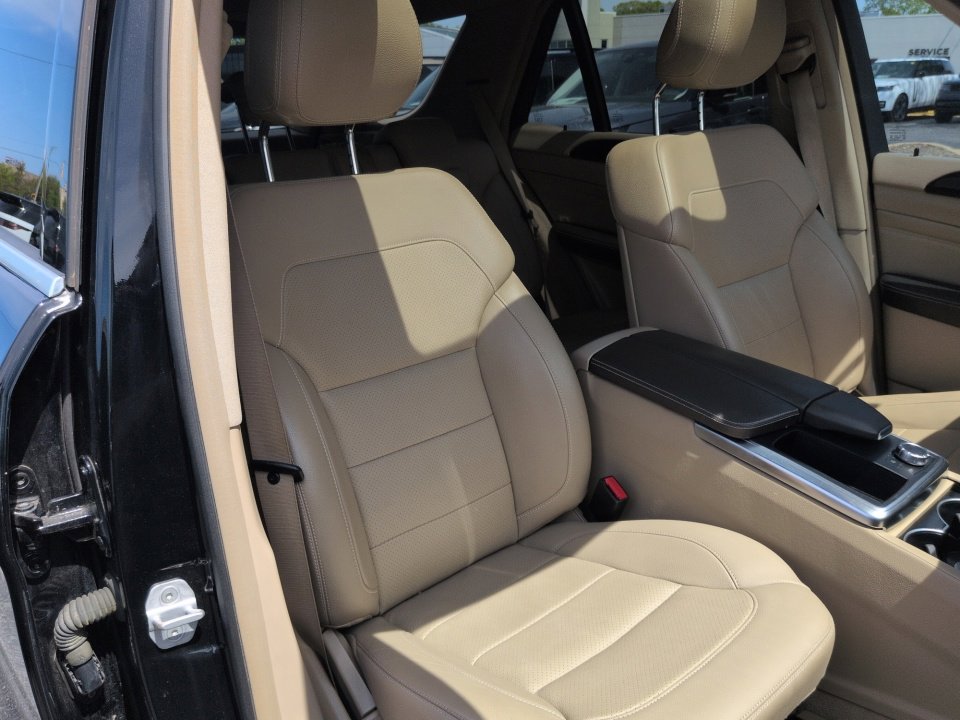 Used 2015 Mercedes-Benz ML 350 4MATIC image 28