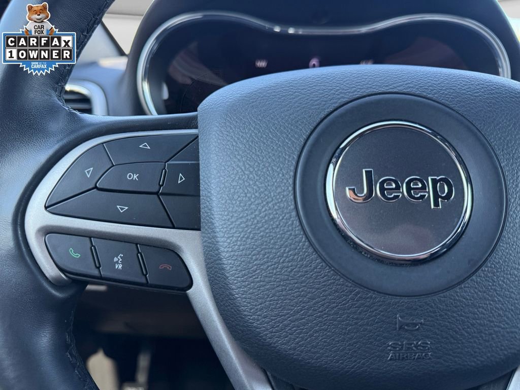 Used 2021 Jeep Grand Cherokee Laredo AWD/4WD image 25