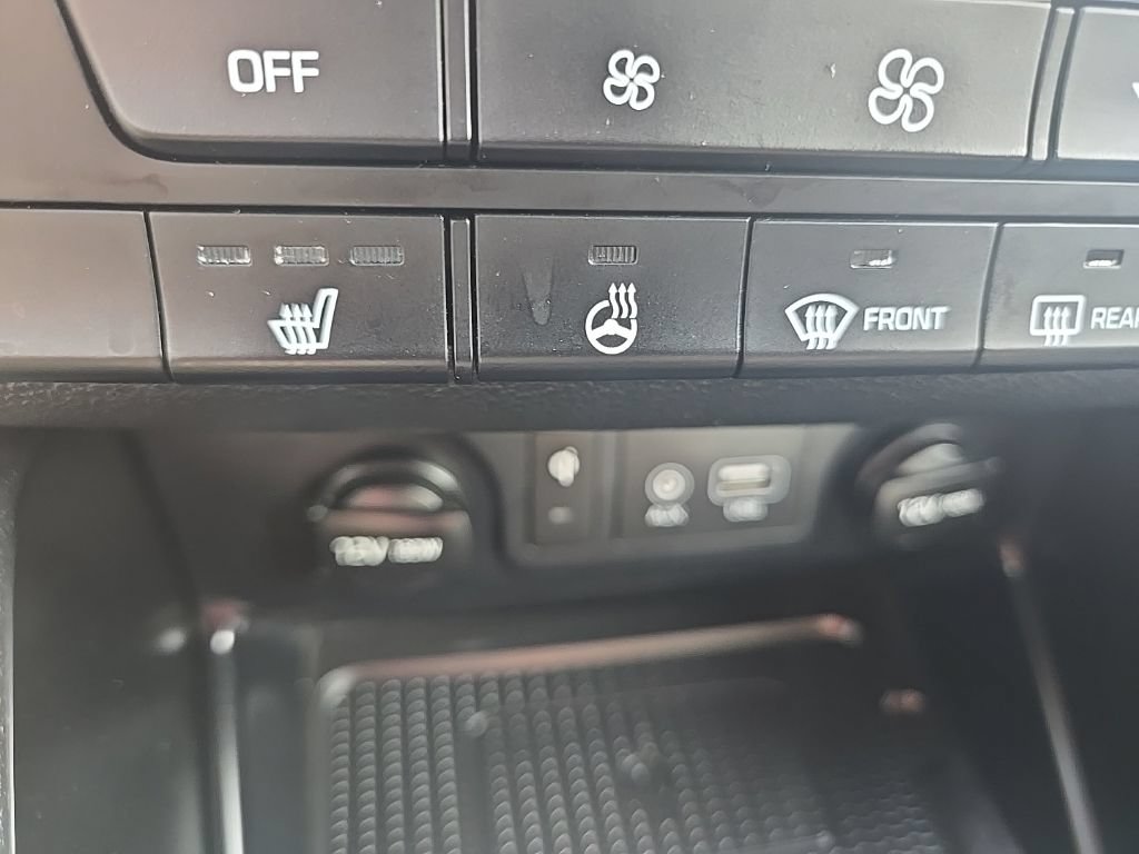 Used 2019 Hyundai Tucson Limited w/ Cargo Package AWD/4WD image 18