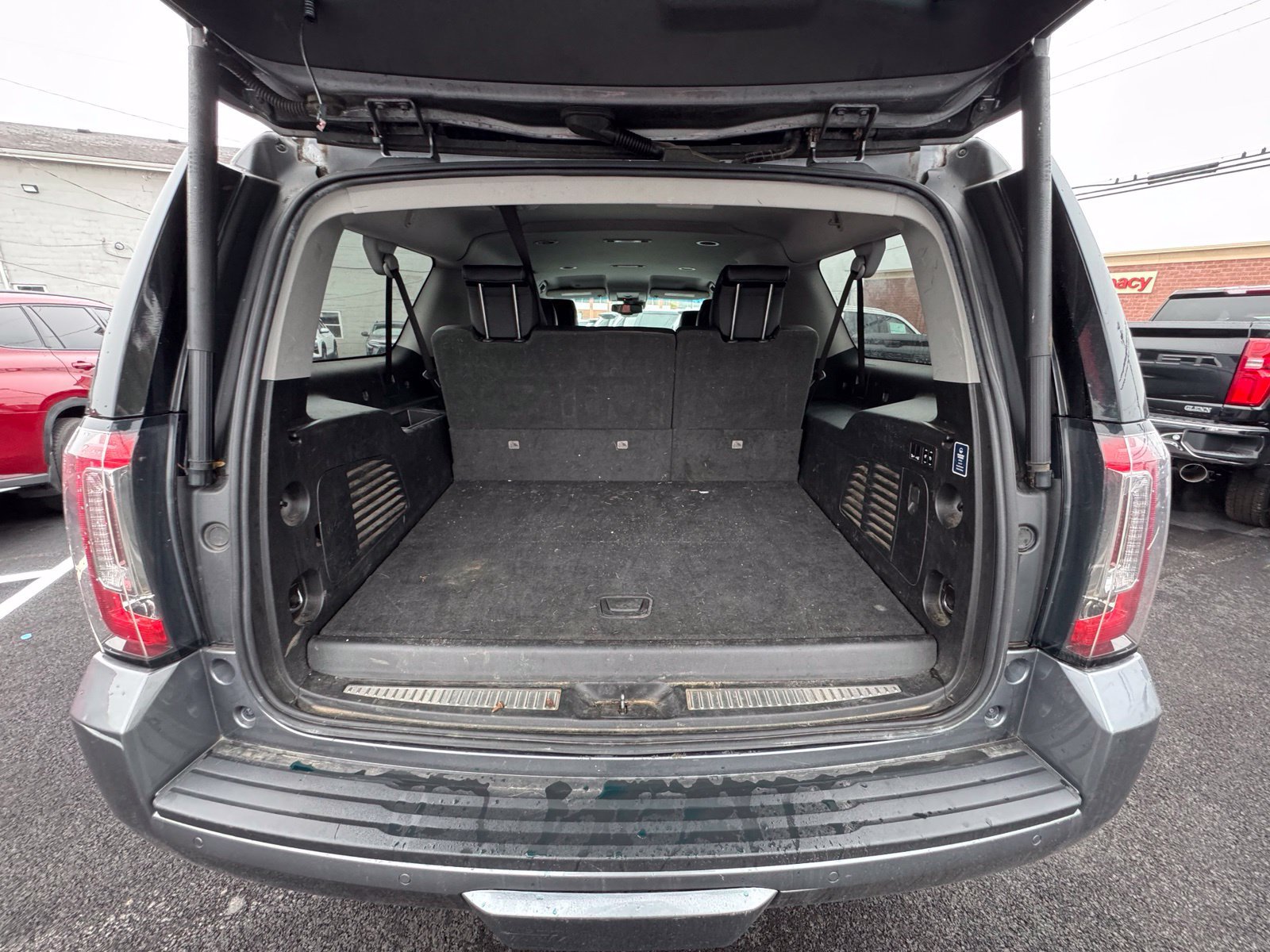 Used 2018 GMC Yukon XL SLT AWD/4WD image 29