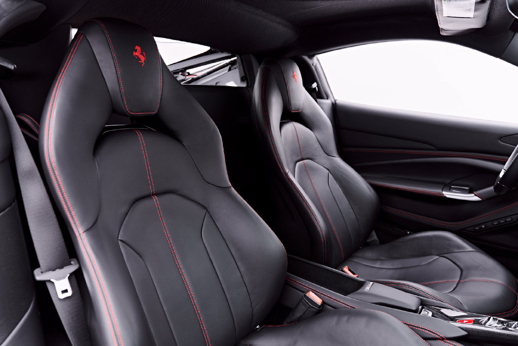 Used 2020 Ferrari F8 Tributo RWD image 60