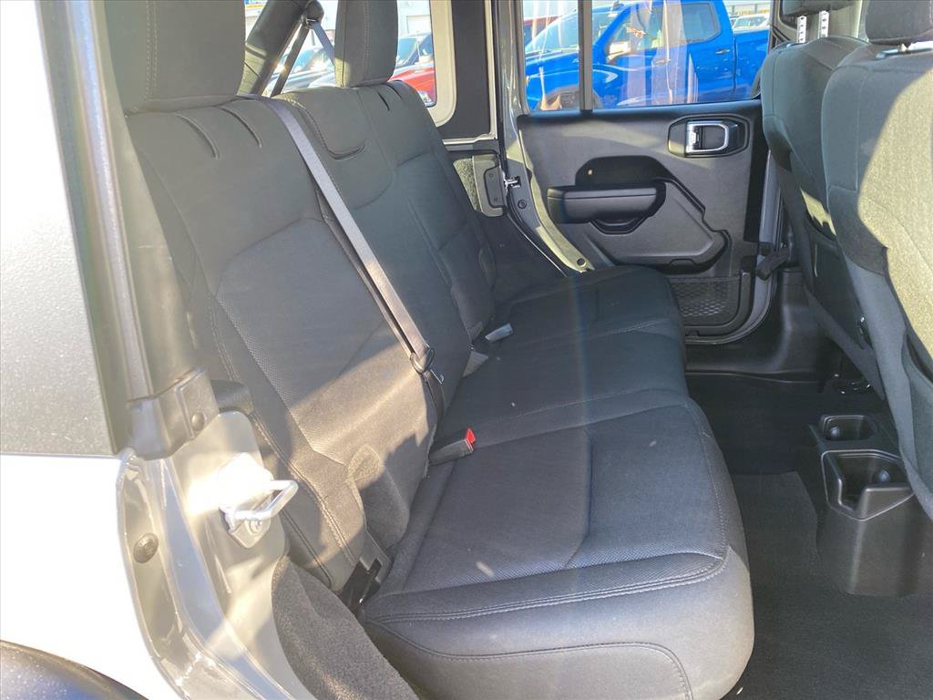 Used 2022 Jeep Wrangler Unlimited Sport AWD/4WD image 25