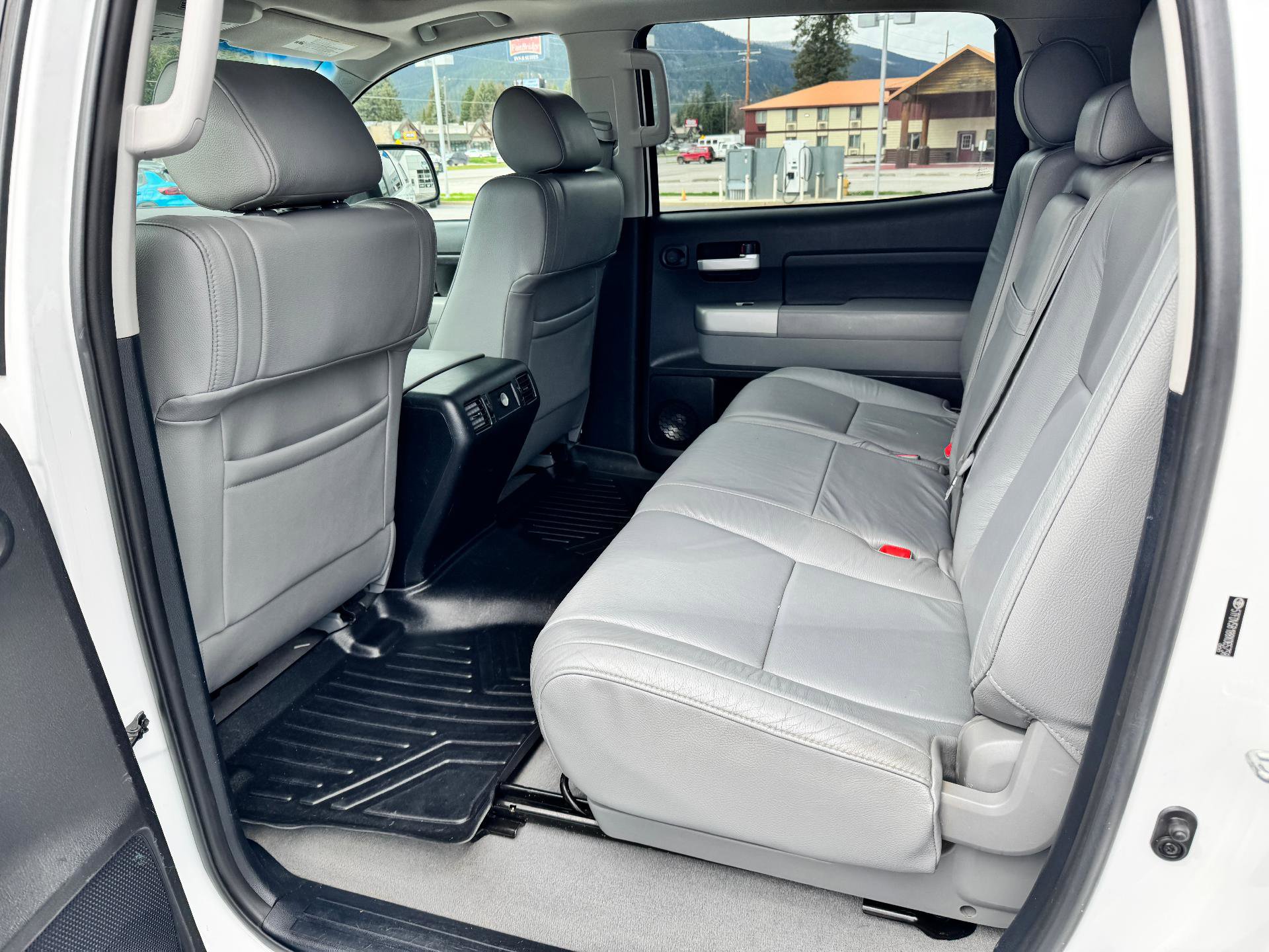 Used 2008 Toyota Tundra Limited AWD/4WD image 13