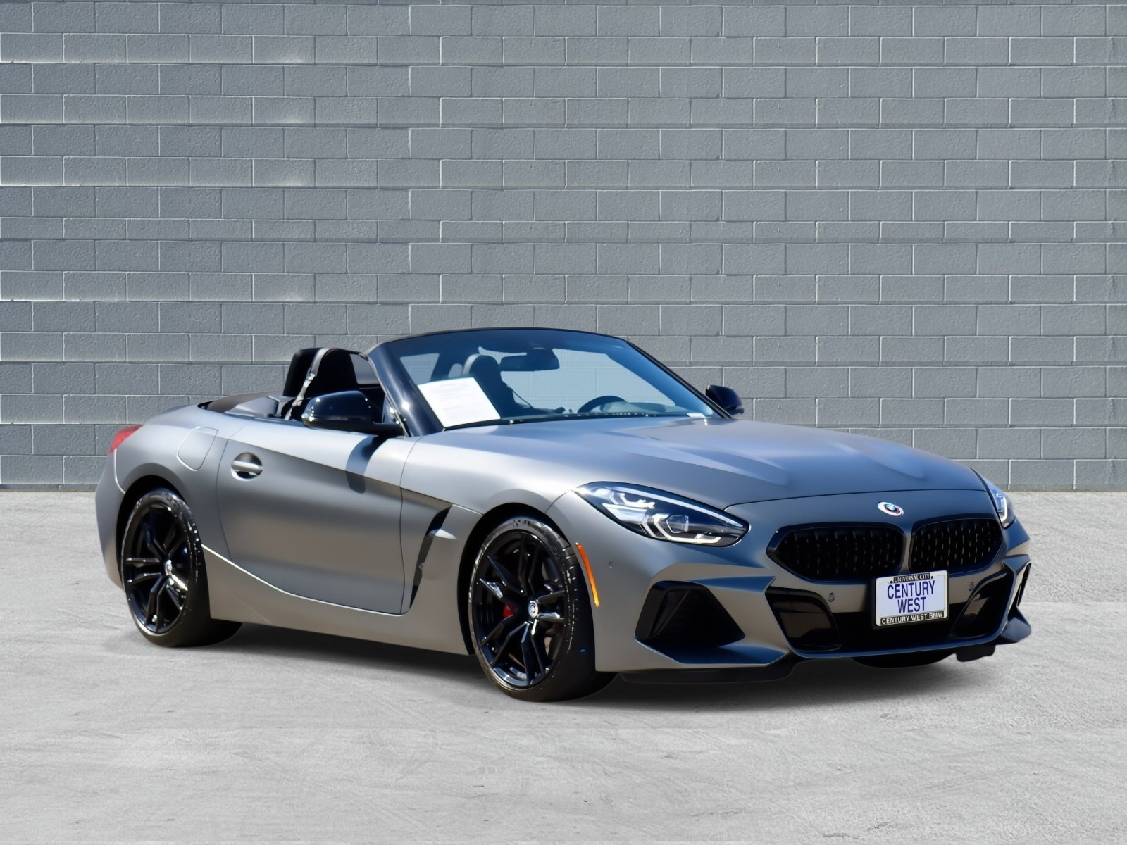 Certified 2022 BMW Z4 M40i w/ Premium Package image 1