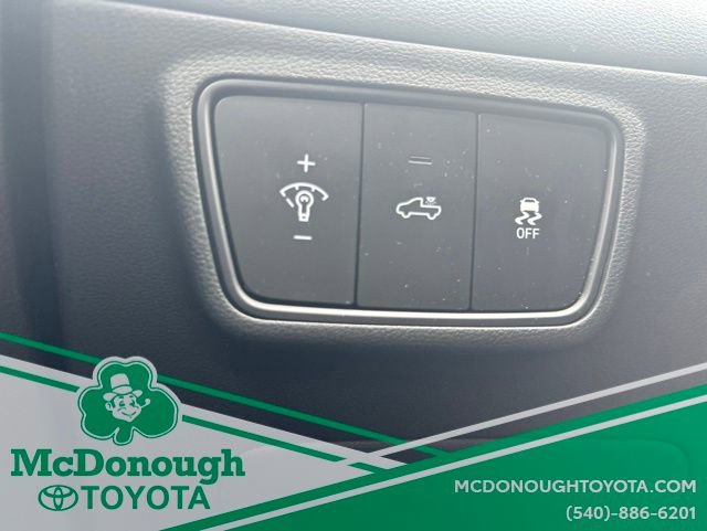 Used 2024 Hyundai Santa Cruz Night AWD/4WD image 13