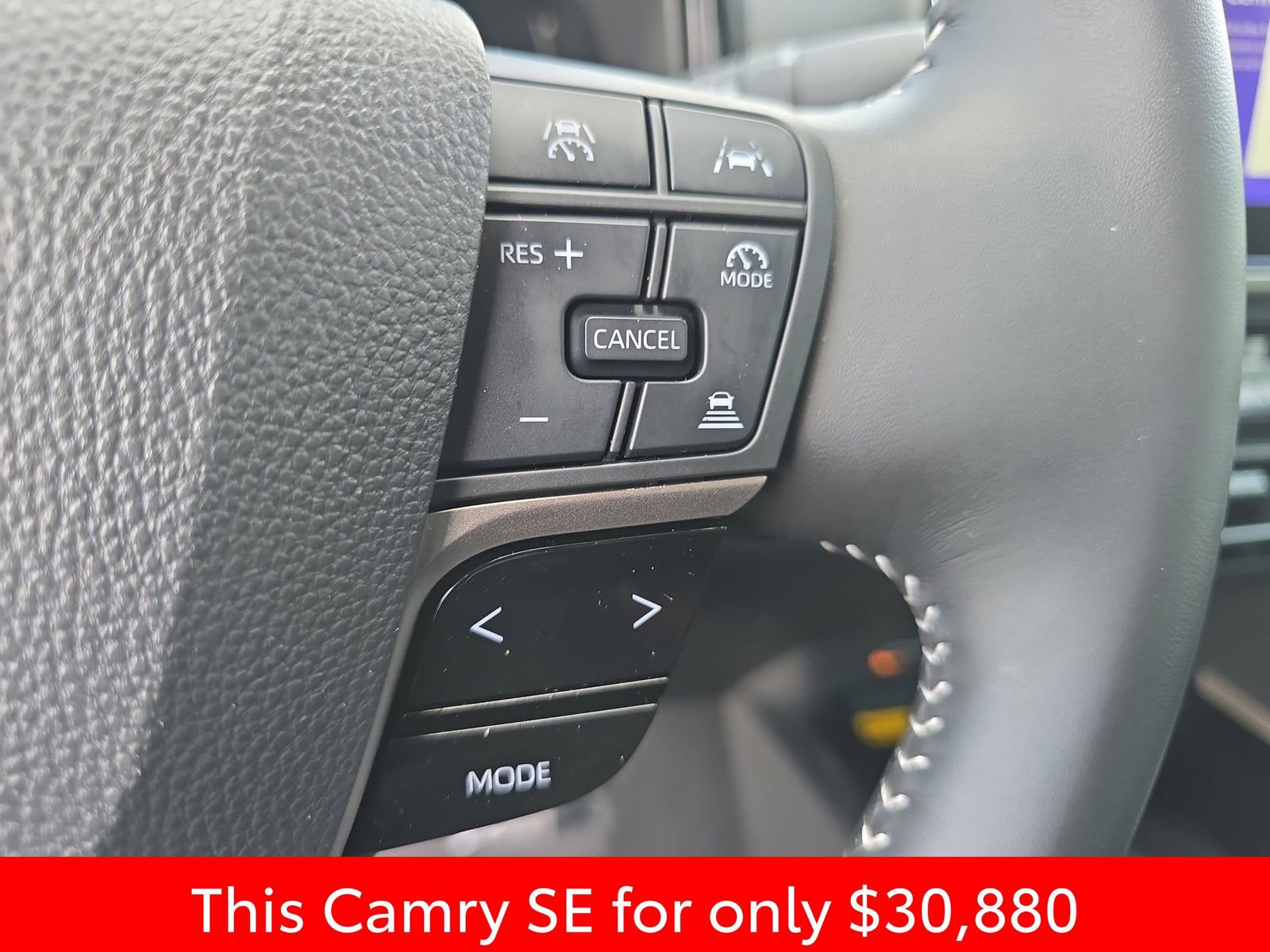 Used 2025 Toyota Camry SE w/ Convenience Package FWD image 24
