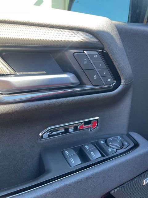 Used 2025 GMC Sierra 1500 AT4 w/ AT4 Premium Package image 12