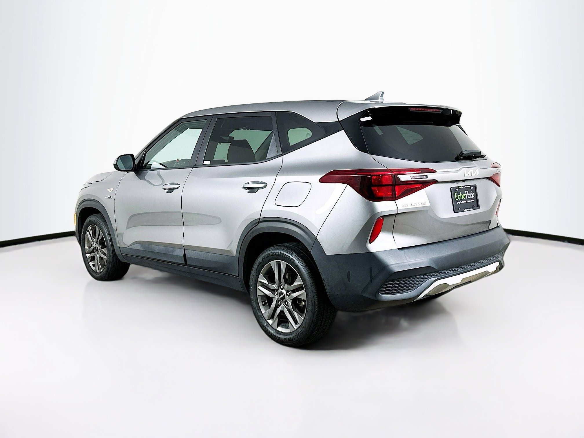 Used 2023 Kia Seltos LX image 5