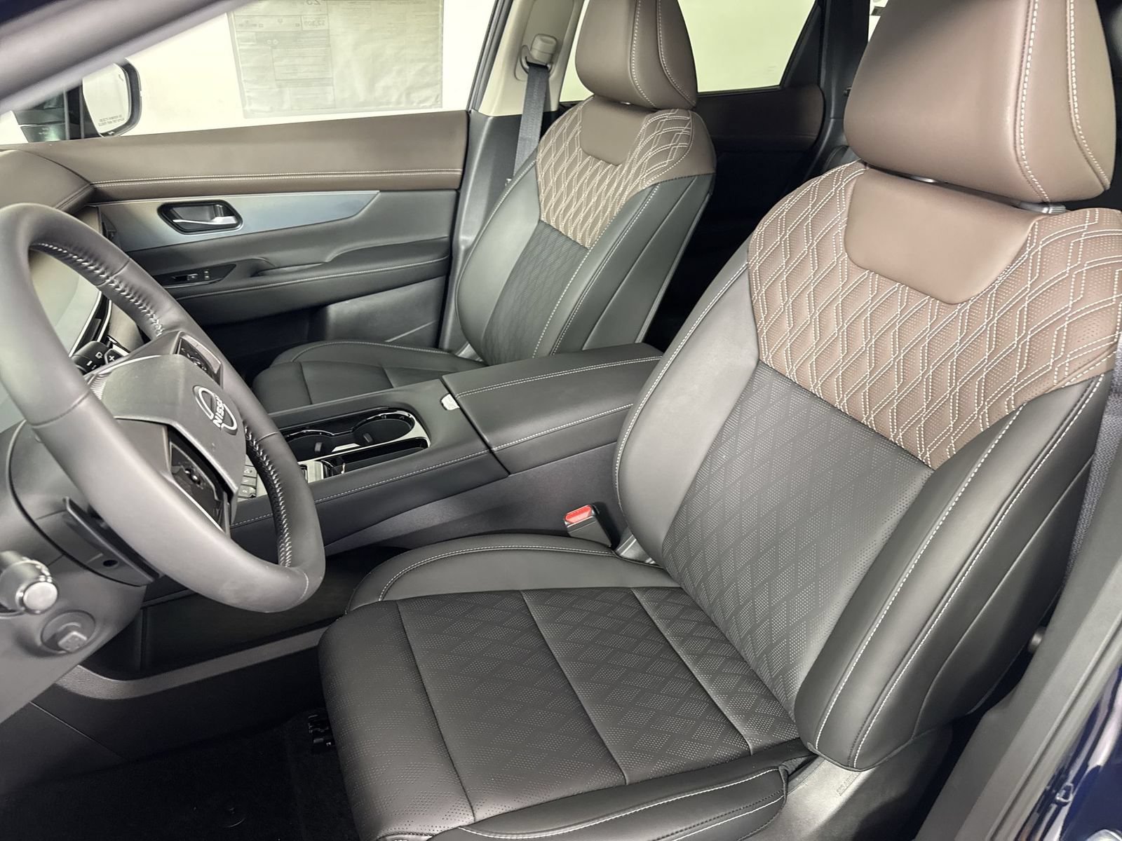 Used 2025 Nissan Murano Platinum w/ Cargo Package AWD/4WD image 20