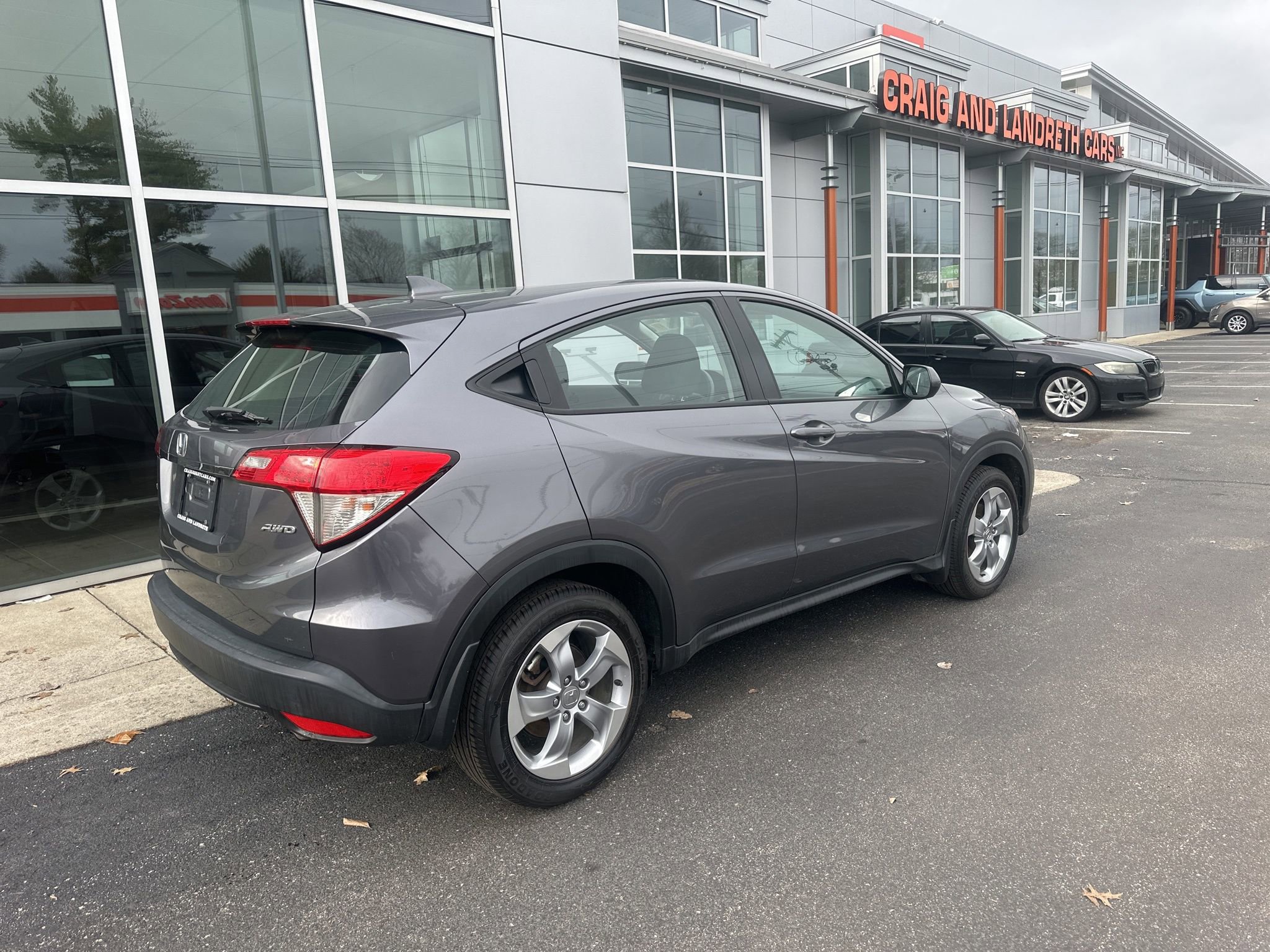 Used 2020 Honda HR-V LX image 3