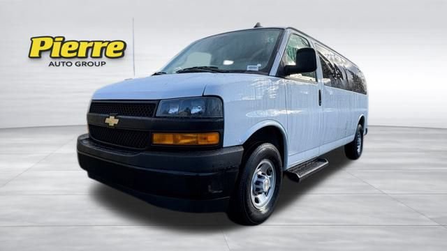 Used 2023 Chevrolet Express 3500 LS image 1