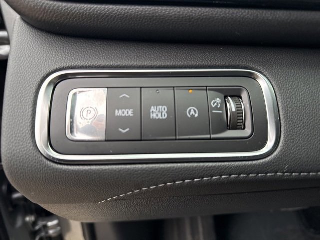 New 2025 Buick Enclave Preferred w/ Power Package image 16