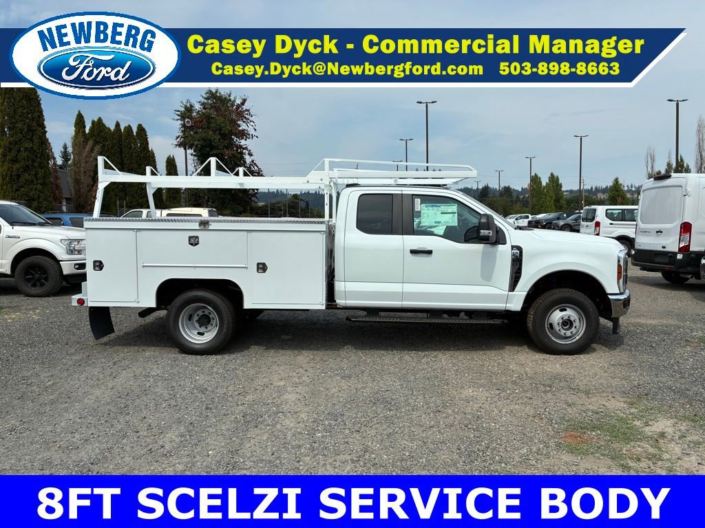 New 2025 Ford F350 XL w/ XL Chrome Package image 4