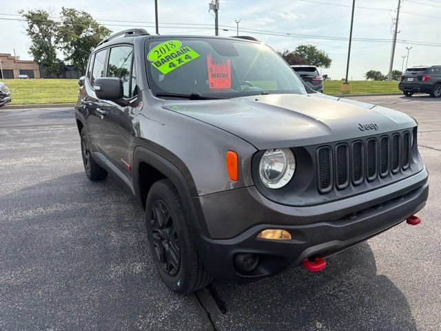 Used 2018 Jeep Renegade Trailhawk w/ Popular Equipment Group AWD/4WD image 7