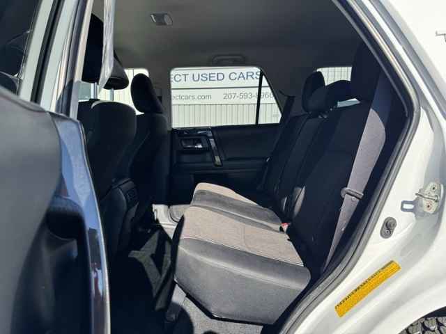 Used 2024 Toyota 4Runner TRD Off-Road image 12