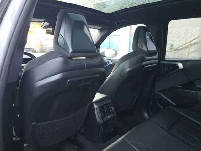 Used 2025 BMW X3 xDrive30i image 11