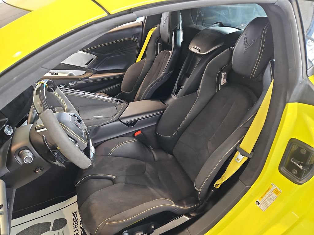 Certified 2024 Chevrolet Corvette E-Ray AWD/4WD image 33
