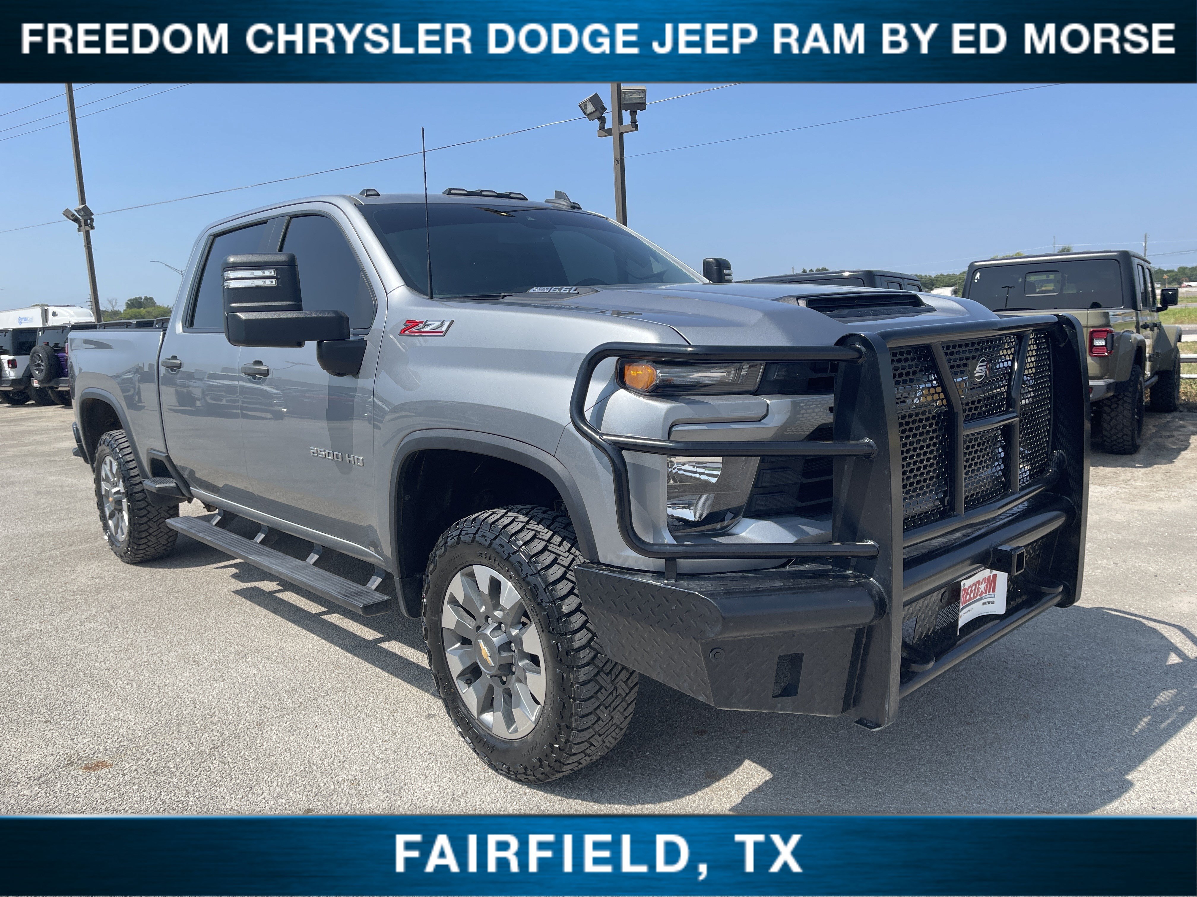 Used 2025 Chevrolet Silverado 2500 Custom w/ Custom Value Package AWD/4WD image 1