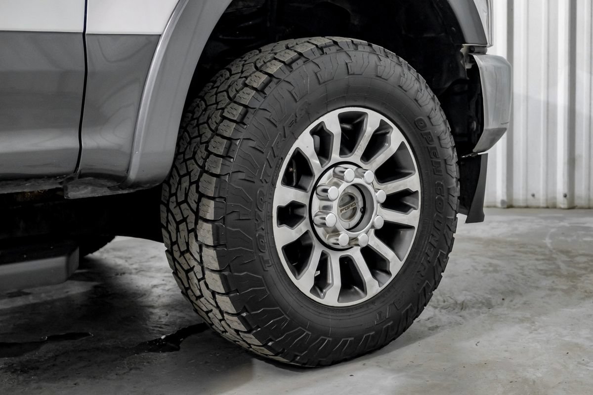 Used 2021 Ford F250 Lariat w/ FX4 Off-Road Package AWD/4WD image 59