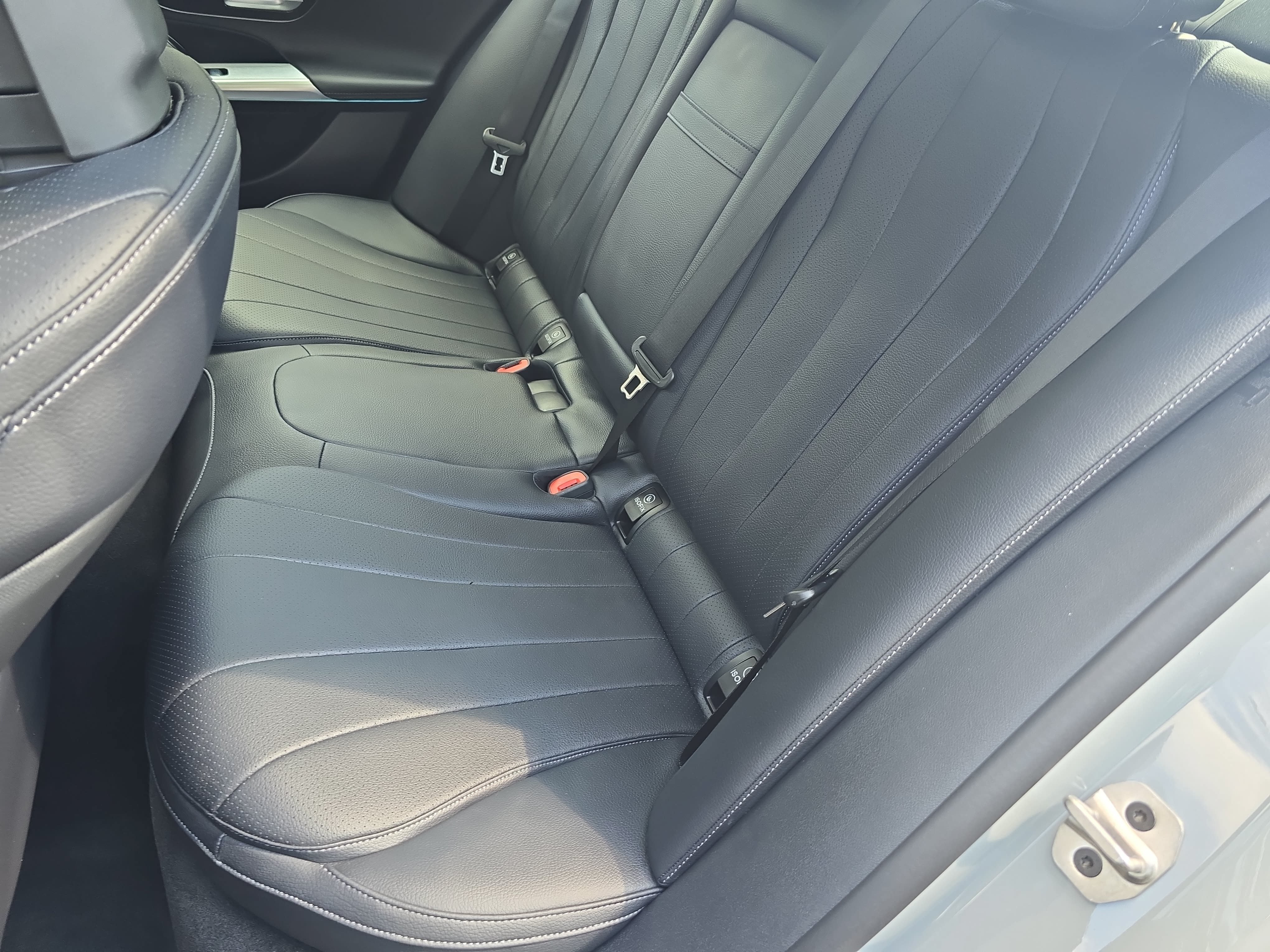 Certified 2025 Mercedes-Benz E 350 4MATIC Sedan image 14