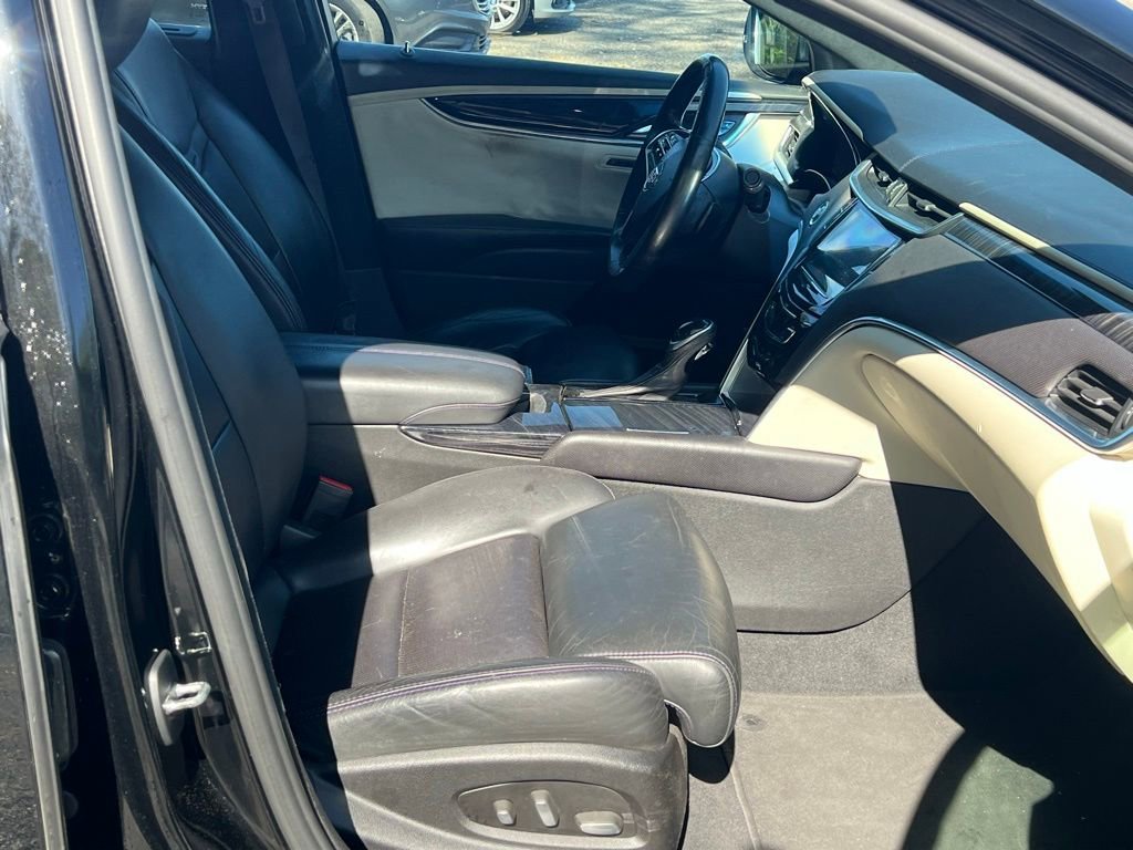 Used 2013 Cadillac XTS Platinum image 17