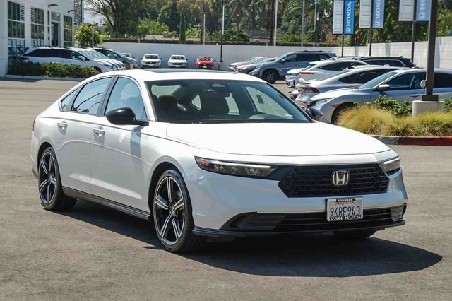 Used 2024 Honda Accord Sport image 3