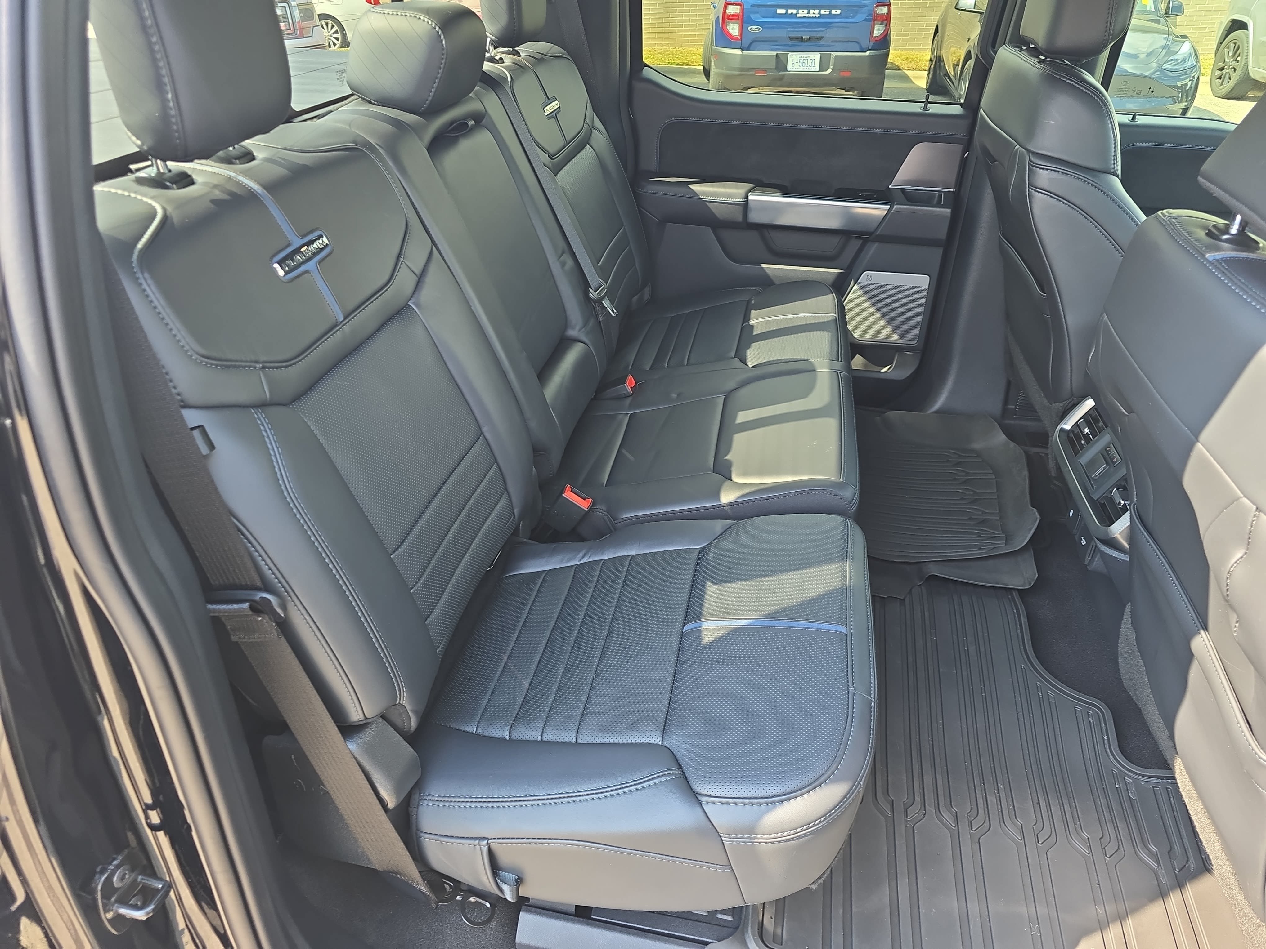 Used 2025 Ford F150 Platinum w/ FX4 Off-Road Package AWD/4WD image 11