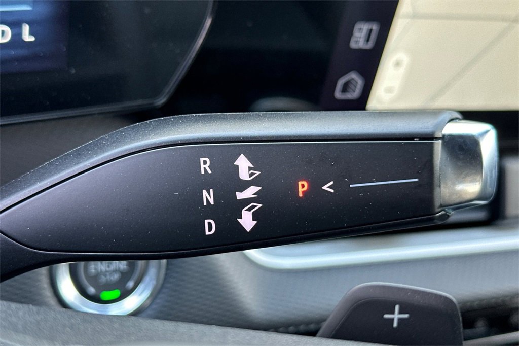 New 2026 Chevrolet Equinox LT w/ Convenience Package II image 23