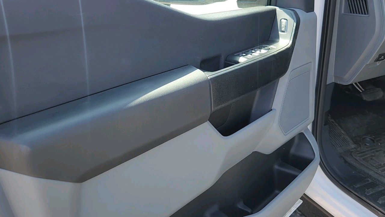 New 2025 Ford F550 4x4 SuperCab Super Duty image 16