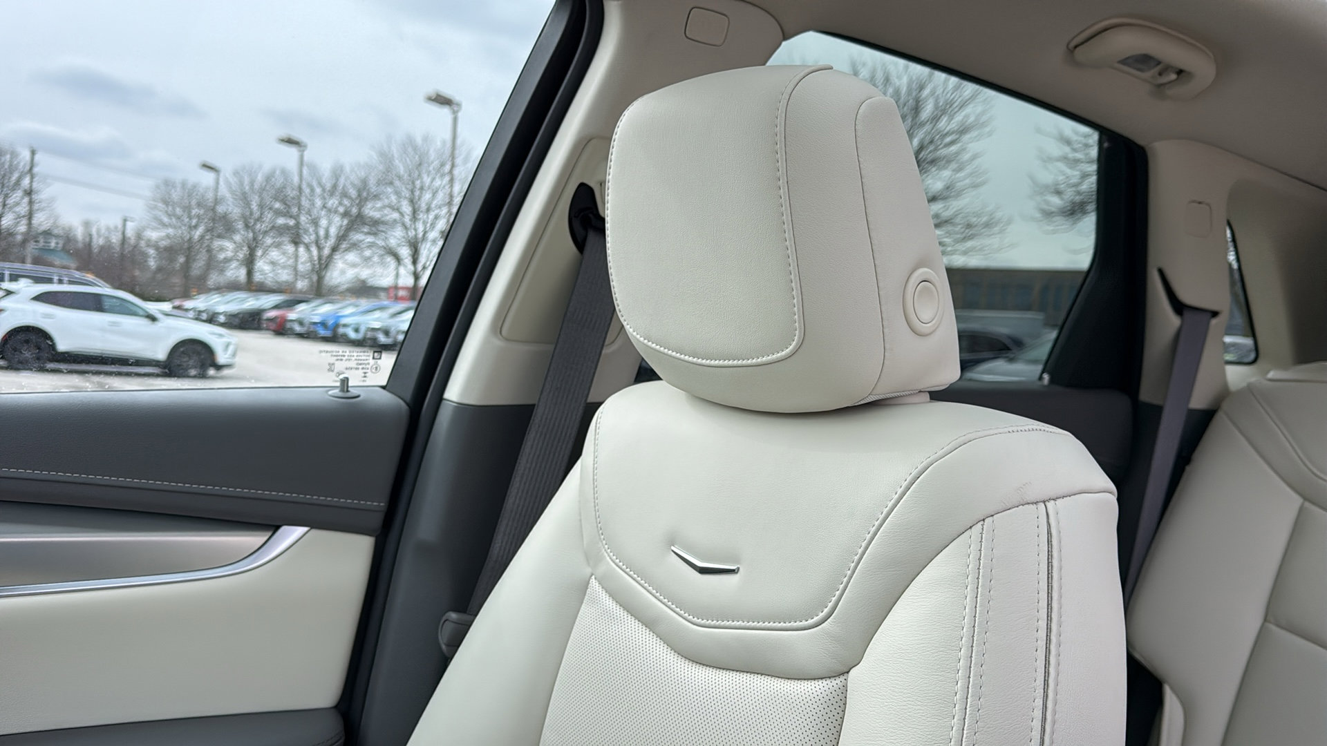 New 2026 Cadillac XT5 Premium Luxury w/ LPO, Floor Liner Package image 26