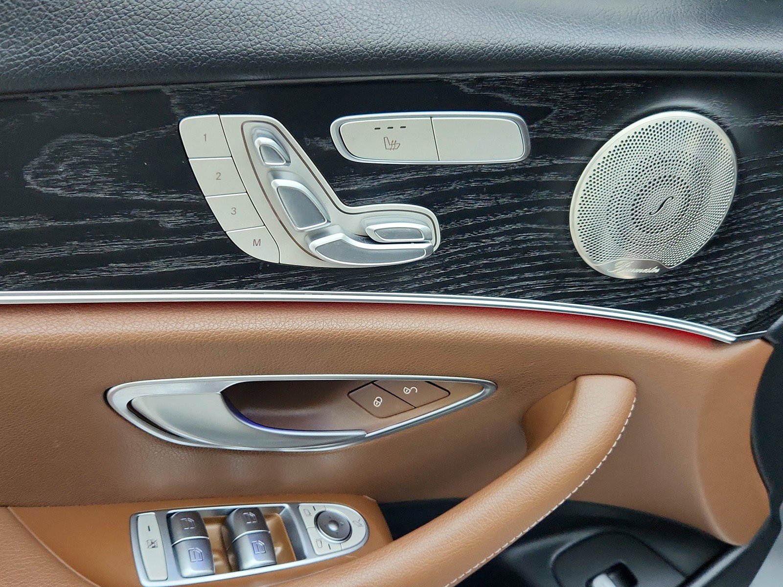 Used 2022 Mercedes-Benz E 350 Sedan image 22