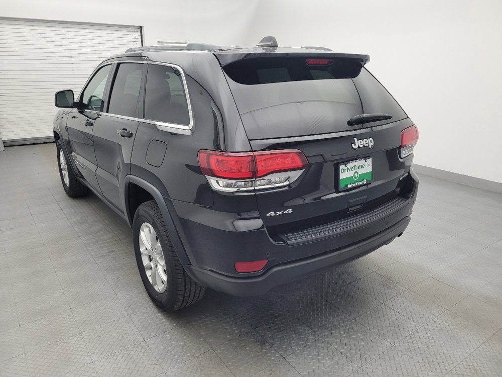 Used 2021 Jeep Grand Cherokee Laredo AWD/4WD image 5