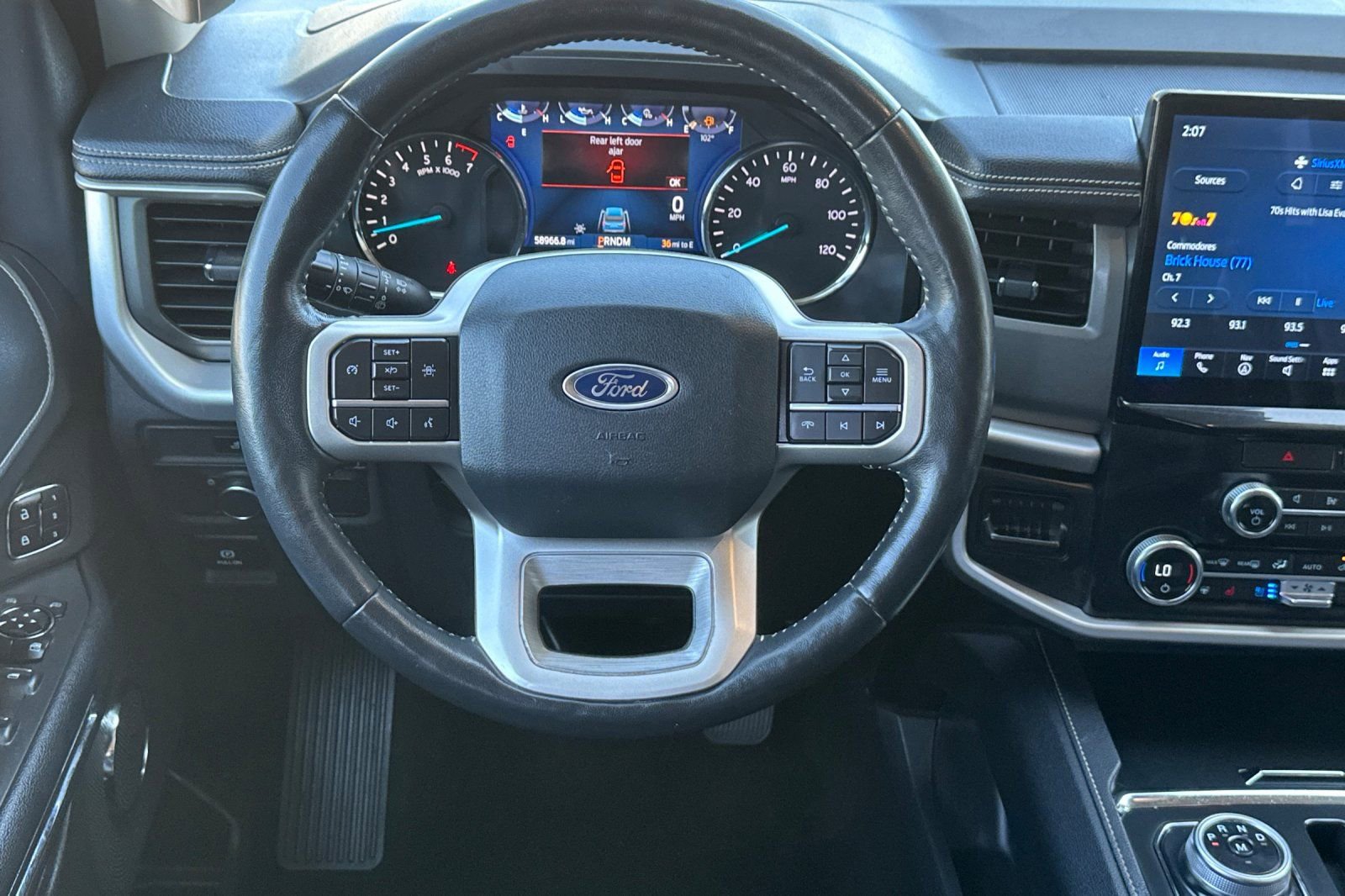 Used 2022 Ford Expedition XLT image 14