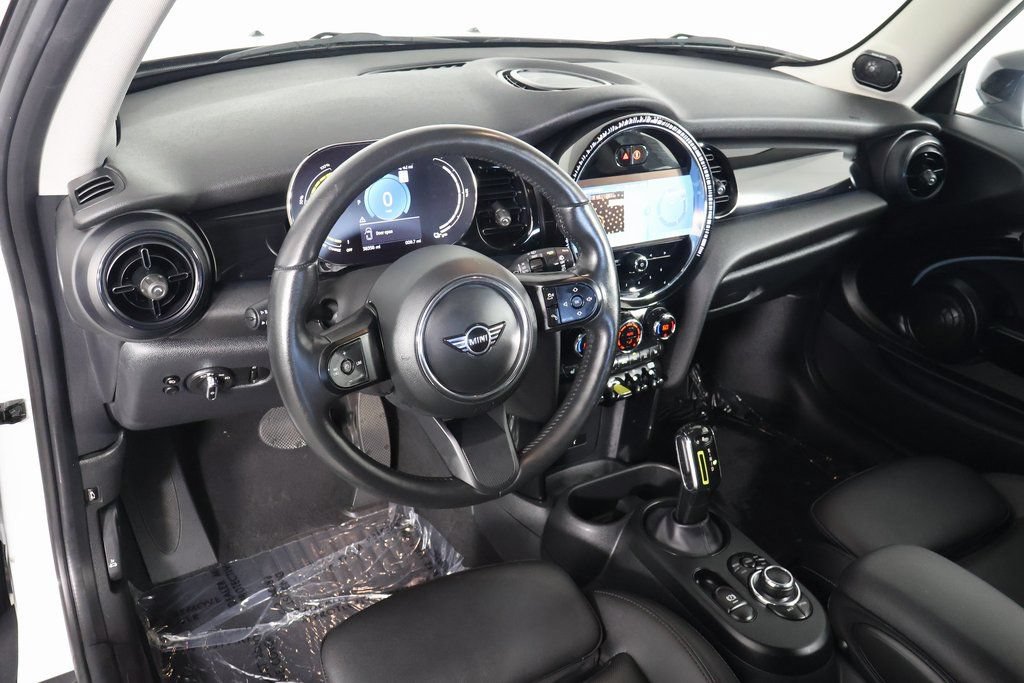 Certified 2024 MINI Cooper SE FWD image 7