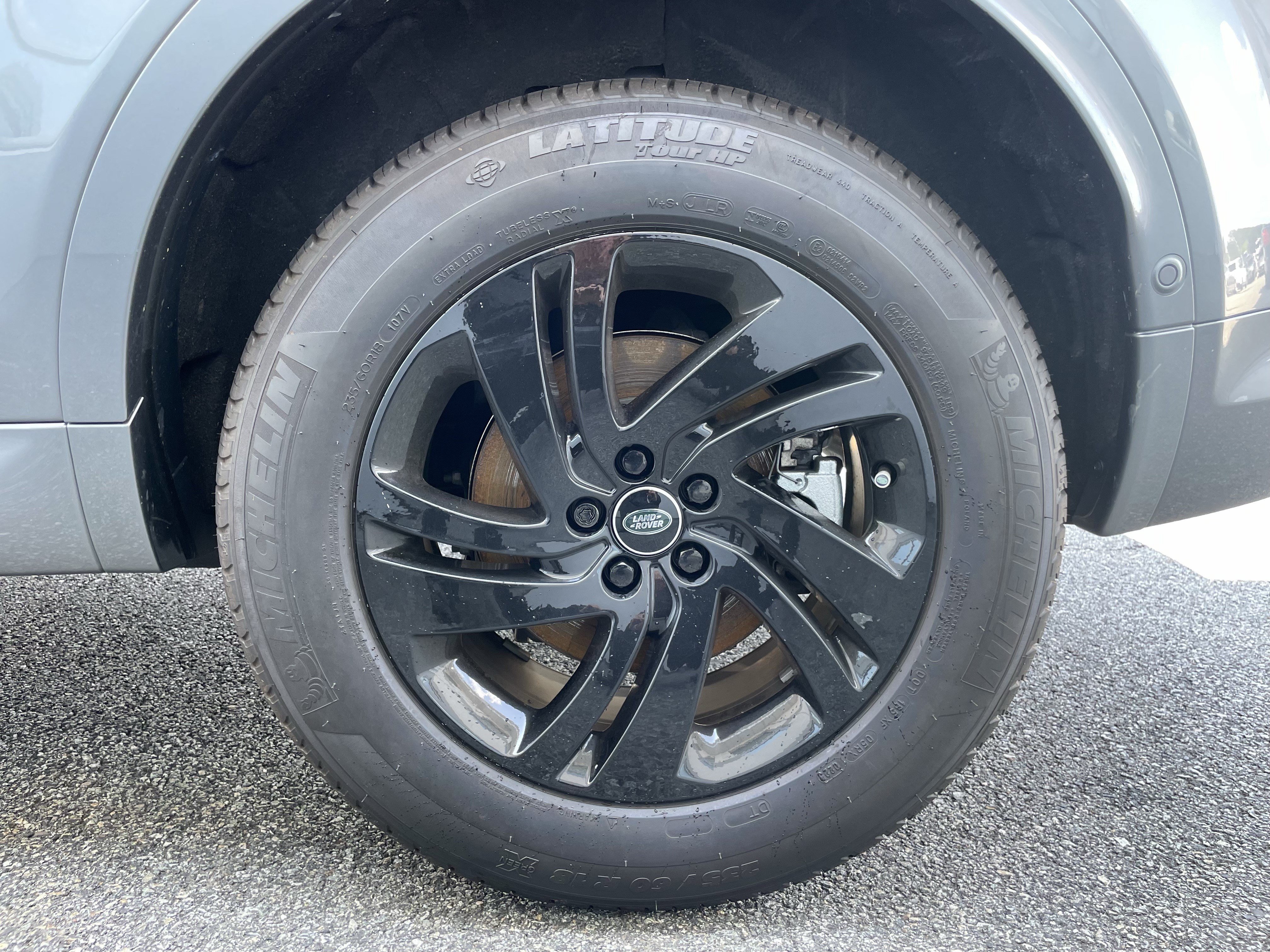 Certified 2025 Land Rover Discovery Sport S AWD/4WD image 10