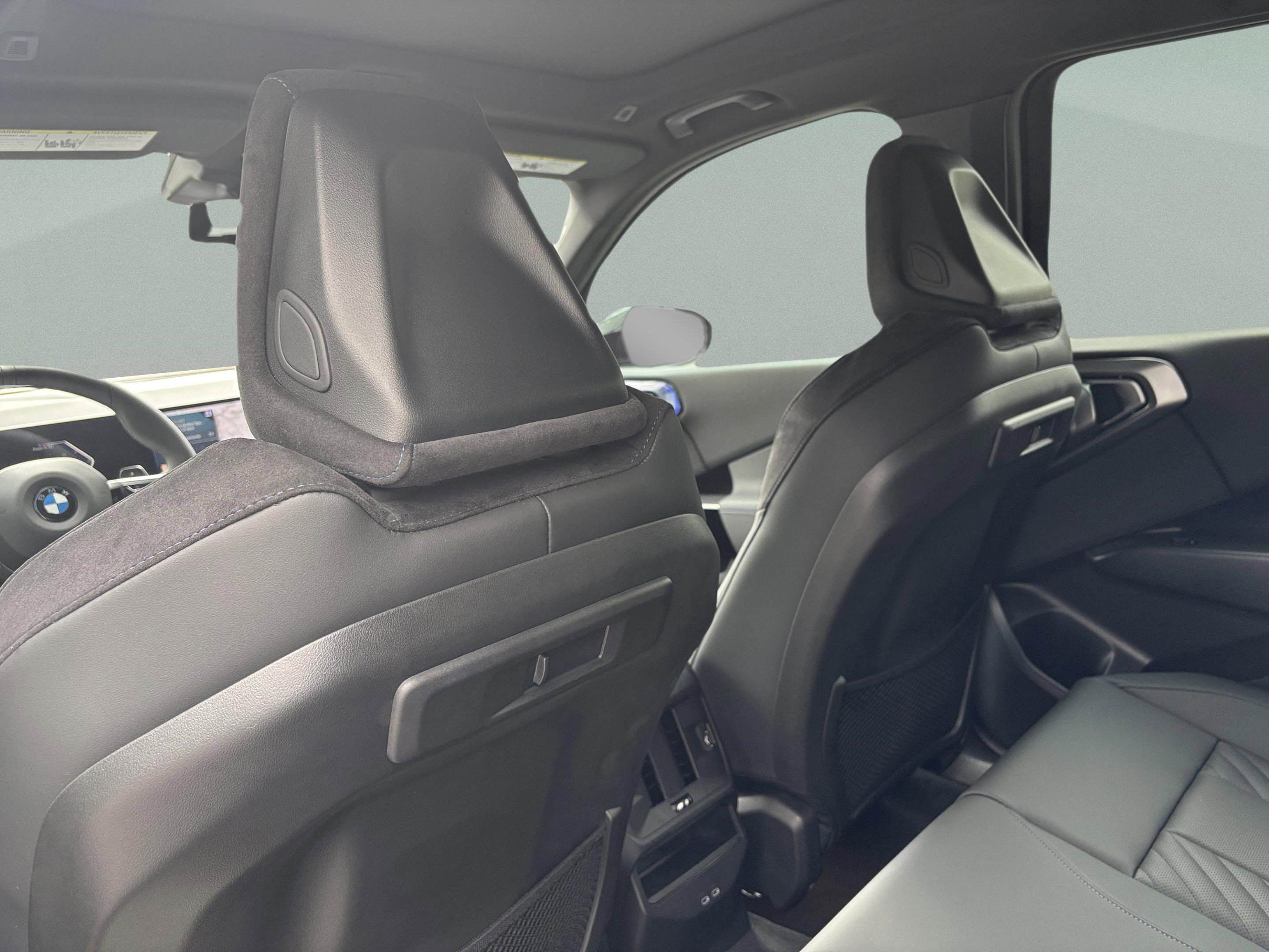 Used 2026 BMW X3 xDrive30 w/ M Sport Package image 26