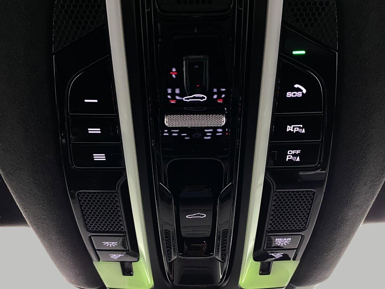 Used 2019 Porsche Cayenne Turbo image 34