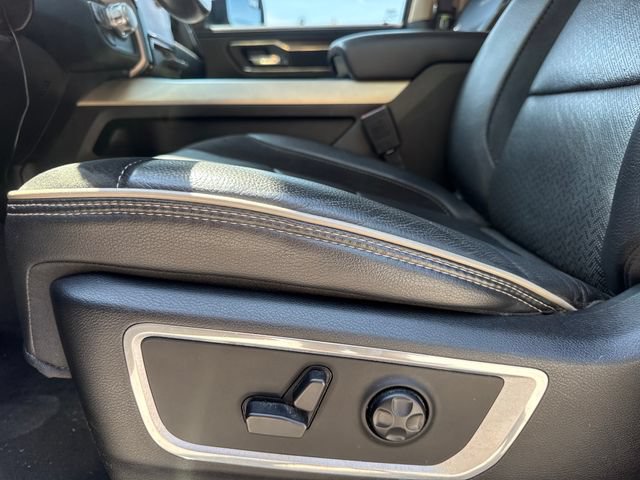 Used 2021 RAM 1500 Laramie AWD/4WD image 13